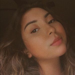 Meet your Posher, Lesli